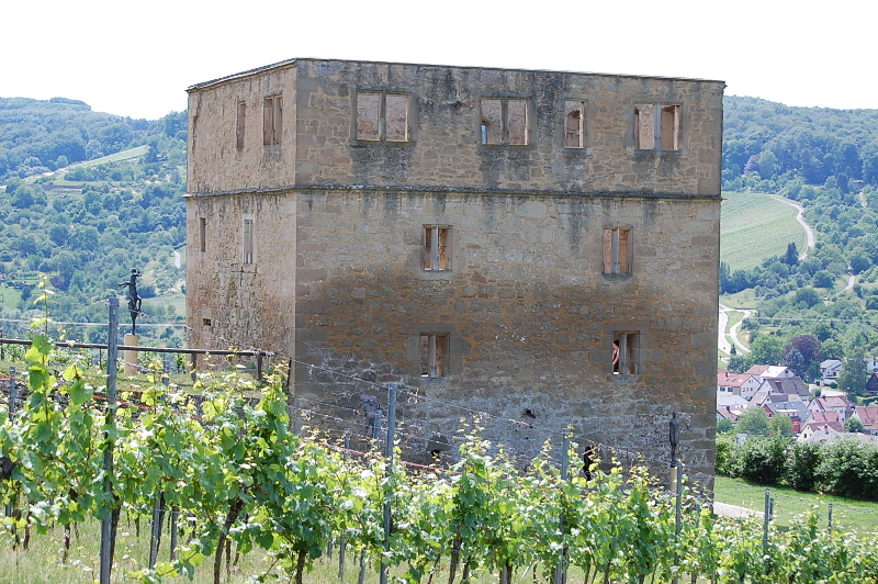 Die Y-Burg, Wahrzeichen von Stetten